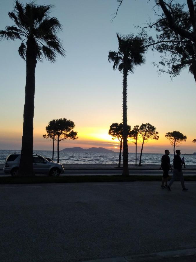 Sarah Appartamento Vlorë Buitenkant foto