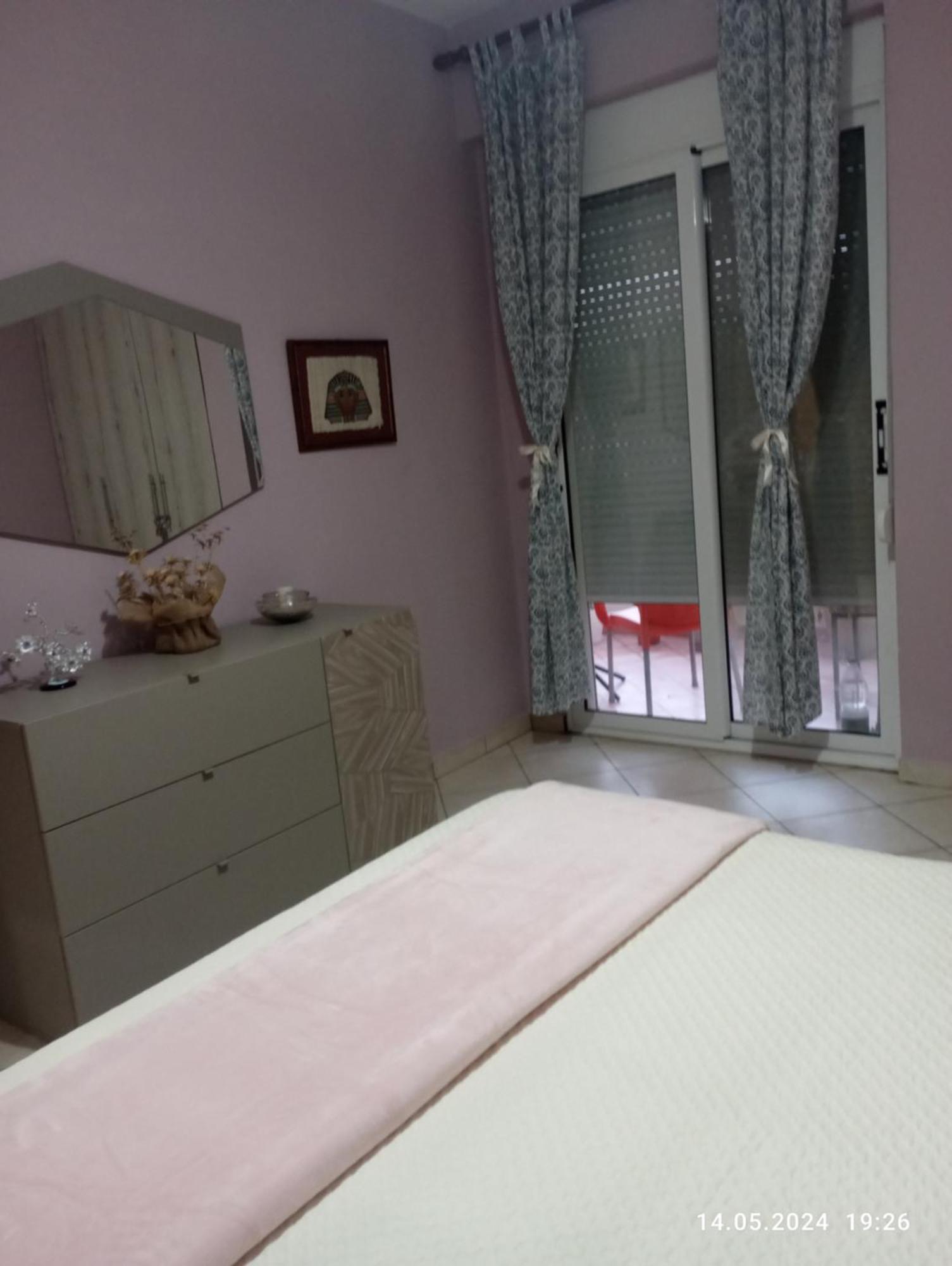 Sarah Appartamento Vlorë Buitenkant foto